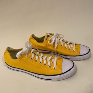 Classic Converse All Star Chuck Taylor yellow low-top sneakers, Mens 10 (EU 44)